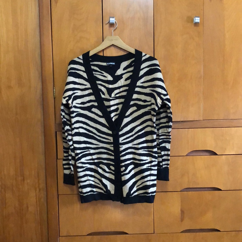 Express tiger 🐅 print cardigan